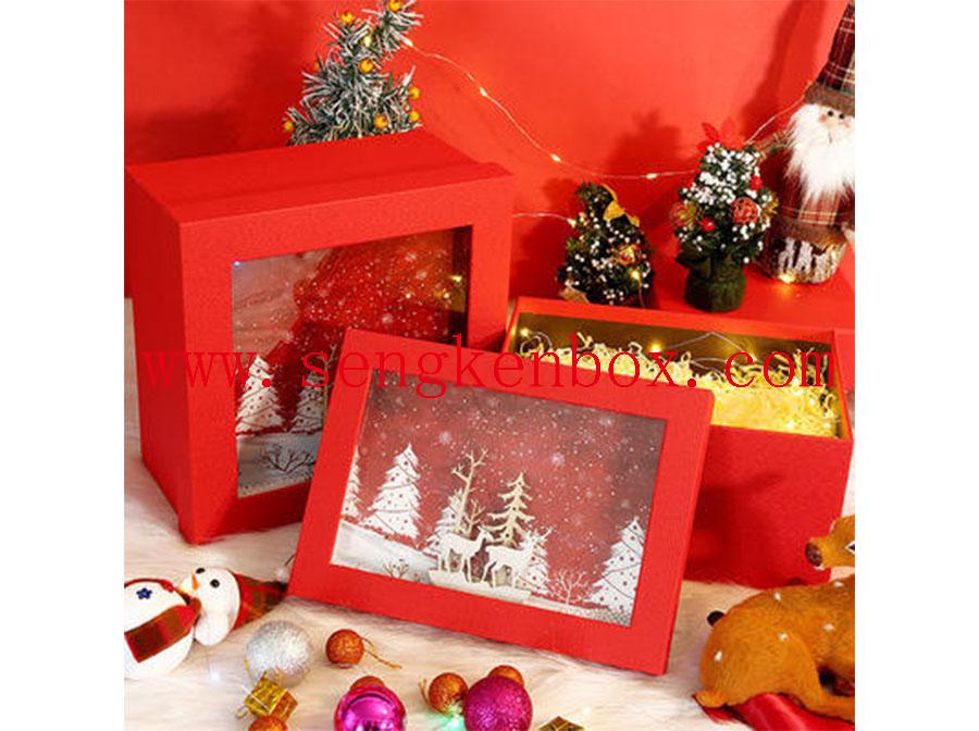 عيد الميلاد الأحمر هدية عيد الميلاد شجرة غطاء ورقة مربع مع طبقة للعرض