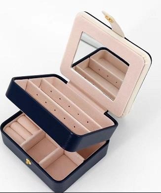 OEM و ODM Leather Jewelry Box with Mirror Earring Bracelet Necklace Ring Packaging للبيع